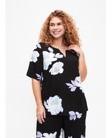 Zizzi VBELLA S/S Blouse - Sort blomstret bluse V00040W Black Big Flower AOP