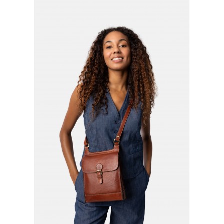 RE:DESIGNED Jeane Big - Brun crossover med spænde 6459 Cognac