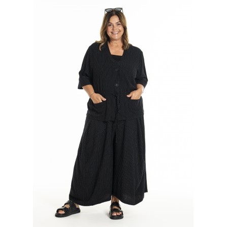 Gozzip GKatarina Shirt Jacket - Sort jakke med hvide striber G253030 Black stripe