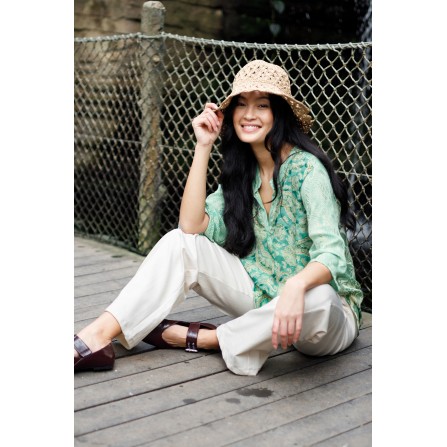 Black Colour BCLUNA FLARED SLEEVE BLOUSE - Grøn printet bluse 39174 Floral Green Mix