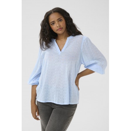 Kaffe Curve KCmaia Blouse - Lyseblå bluse med 3/4 ærmer 10583470 Windsurfer