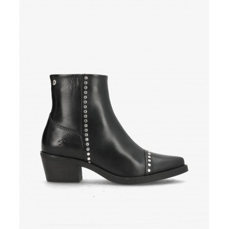 Shoedesign CARMINA SI - Sort støvle med nitter SD-510008-1015 Black_Silver-on leather