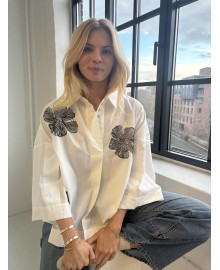 CONTINUE Klara Flower Emb - Hvid bluse med sorte blomster 15130 White