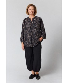 Gozzip GVilde Blouse - Sort bluse med blomster print G265000 Black With Grey Brown Flowers